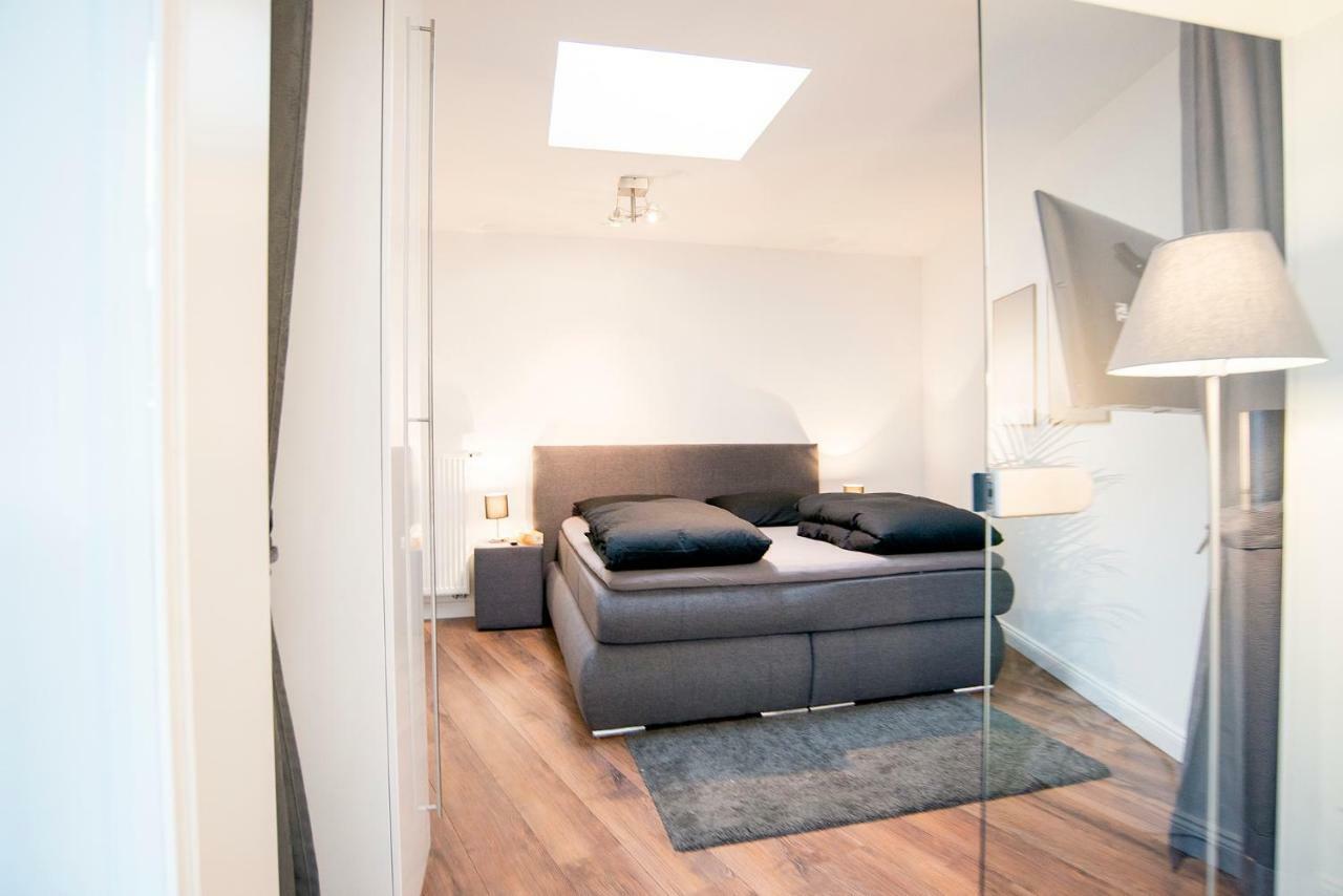 White Lofty Und White Studio Düsseldorf Exterior foto